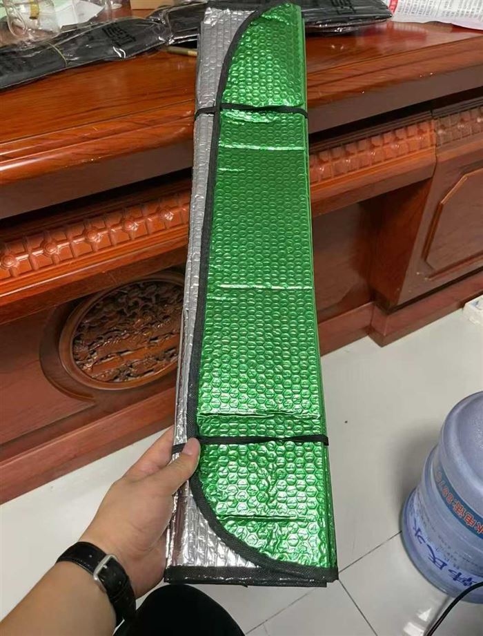 汽车遮阳挡又整理出来10000多个，谁对口，出价带走