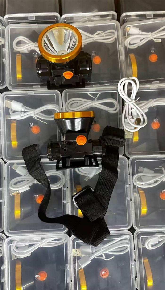 LED头灯3680台,精品尾货,原件处理🉐¥小几块