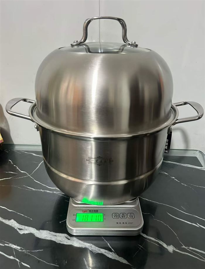 28cm特厚复底高档蒸锅，精抛光，原件彩盒处理50件左右，每件12套，超低价处理。