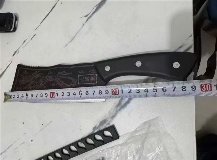 屠龙刀10000把，特价处理4.8 －把。