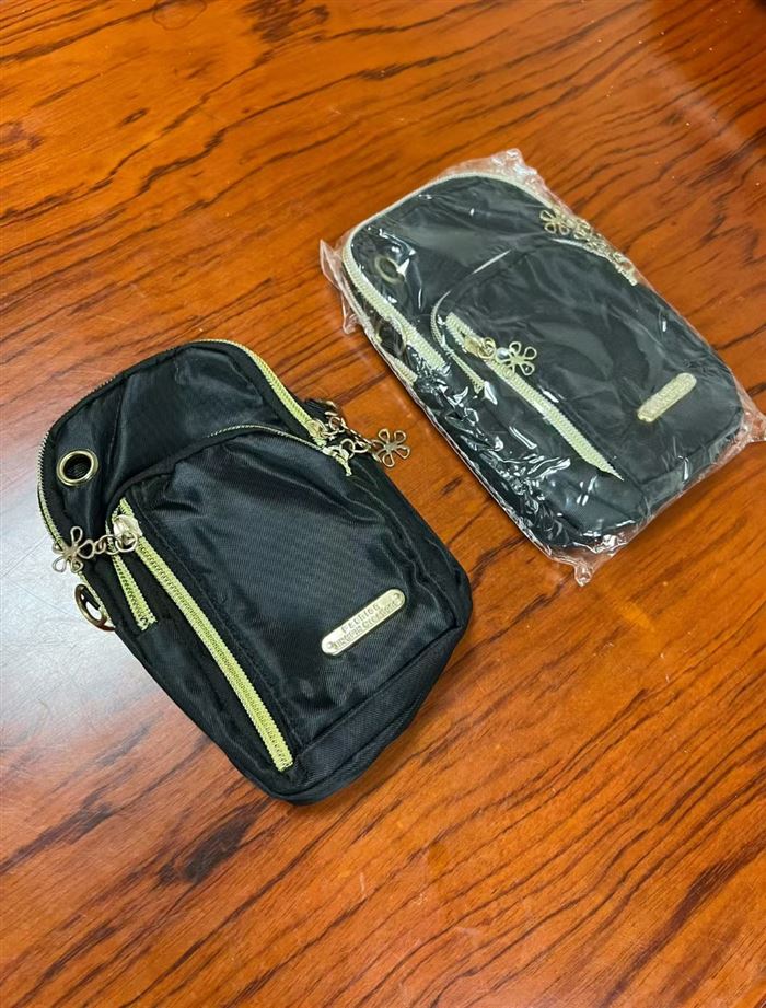 运动手机包到货1380个，质量很好，独立包装，配背带，一根烟钱