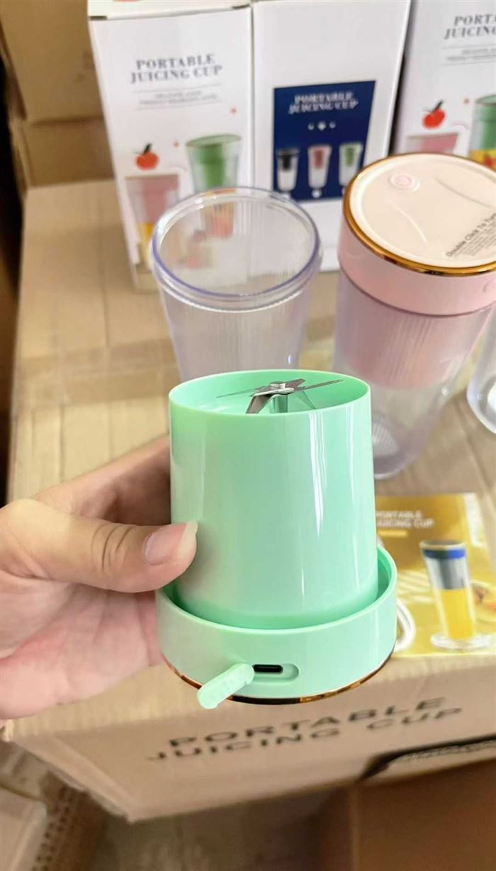 榨汁杯3600台,精品尾货,1300毫安，特价出