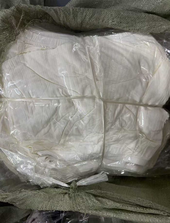 蕾丝均码安全裤，数量1000左右，特价处理，腾地方