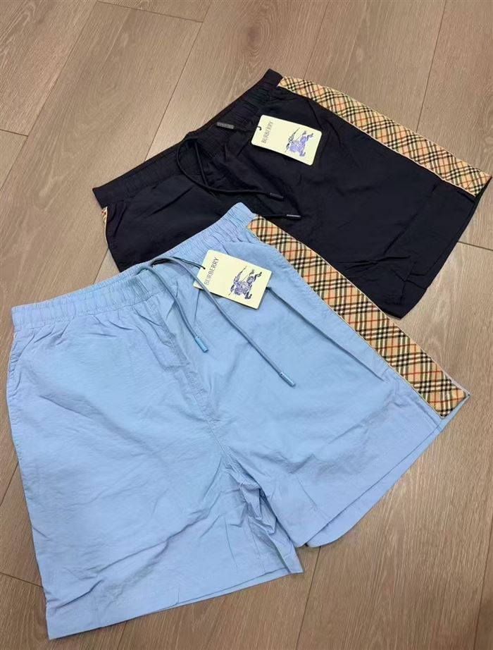 100条Burberry/巴宝莉经典格短裤男