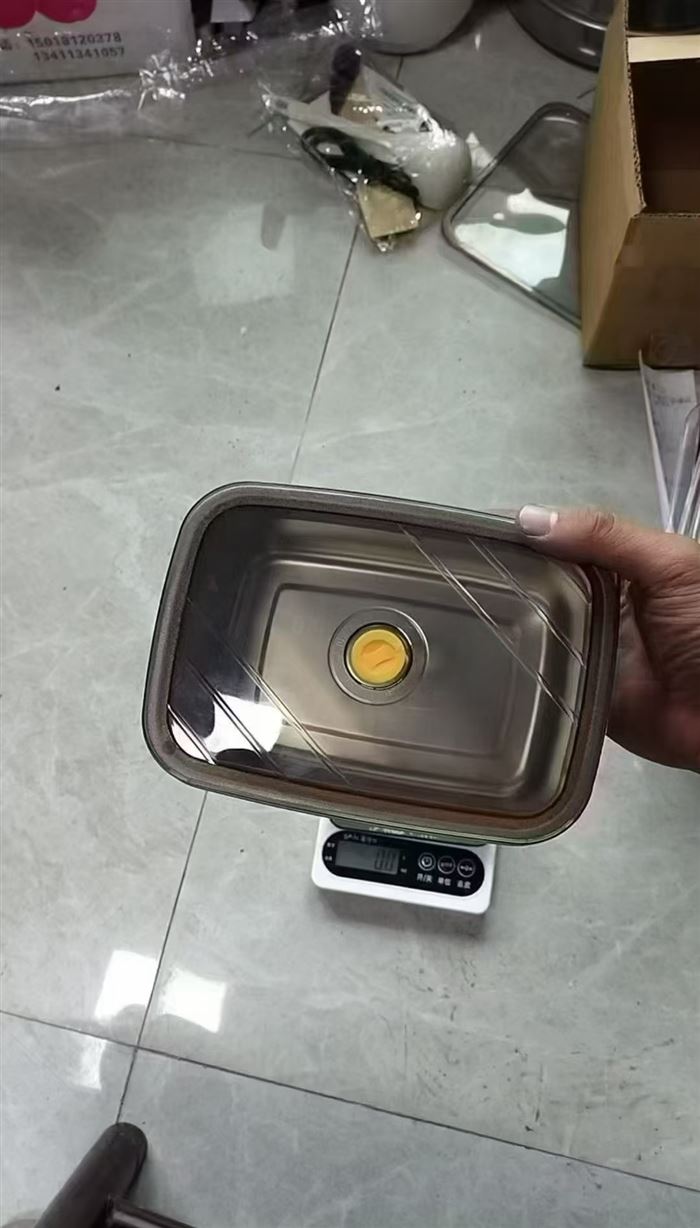最后3600个电商网红味盒入库，1件200个装，盖子一件600个，特价3.8💰